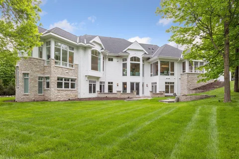 $2,800,000 | 2112 Meeting Street, Minnetonka, MN 55391