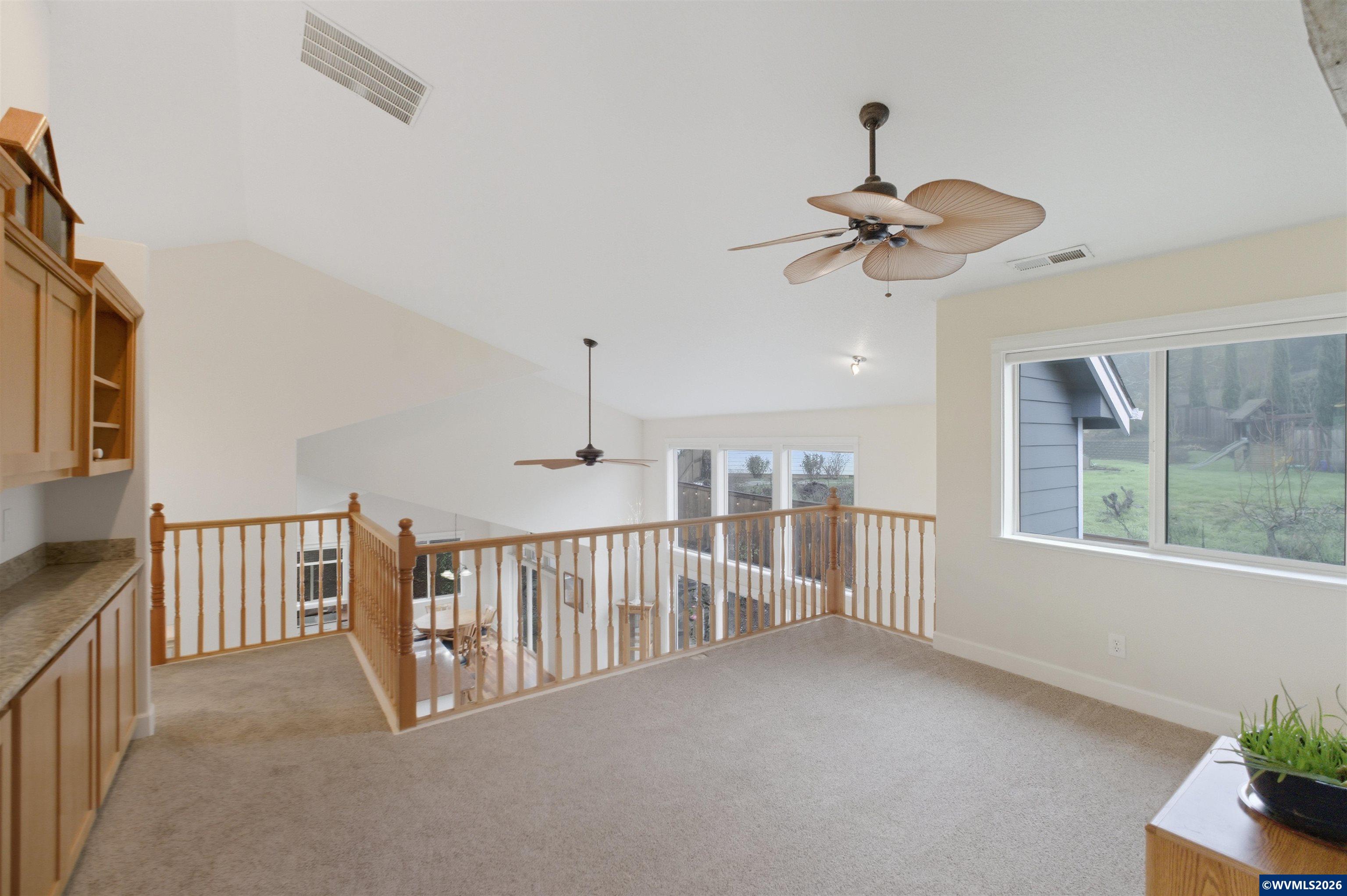 2697 Islander Avenue Northwest Salem, OR 97304 - Photo 36 of 50
