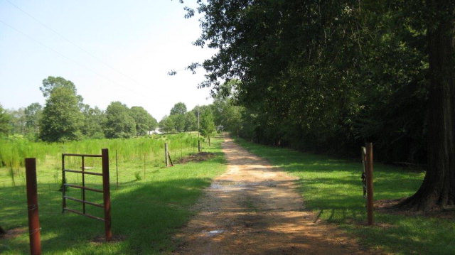 2109 Lang Road Magnolia, MS 39652 - Photo 1 of 1 Main View
