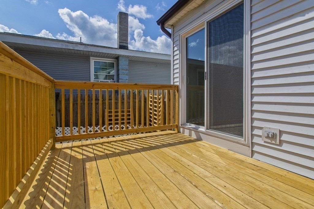 249 Gresham Street Springfield, MA 01119 - Photo 31 of 37