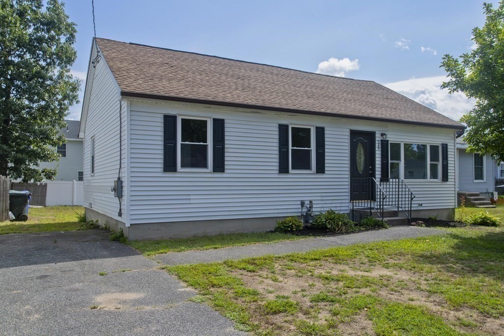 249 Gresham Street Springfield, MA 01119 - Photo 36 of 37