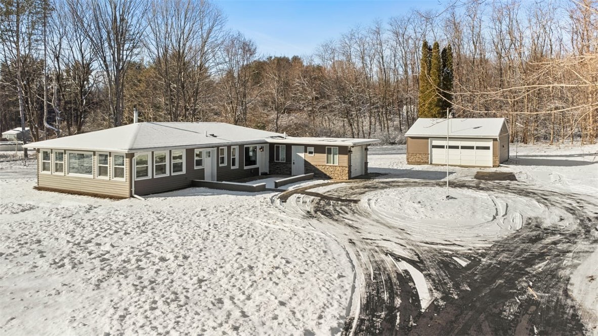 515 Drumm Road Webster, NY 14580 - Photo 2 of 35