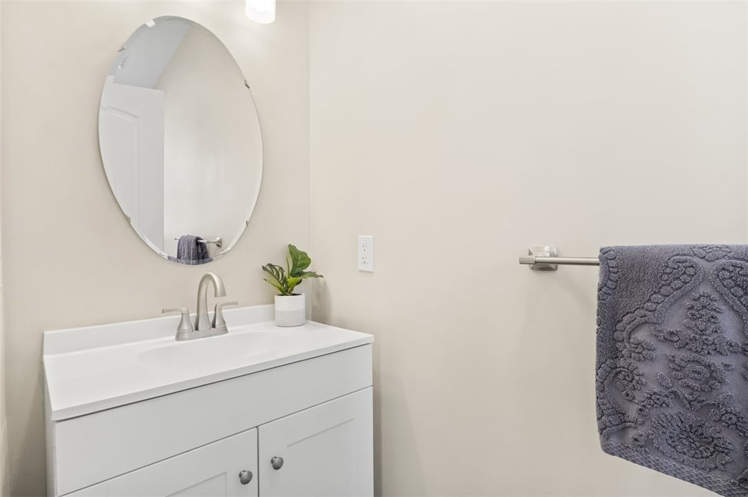 515 Drumm Road Webster, NY 14580 - Photo 22 of 35