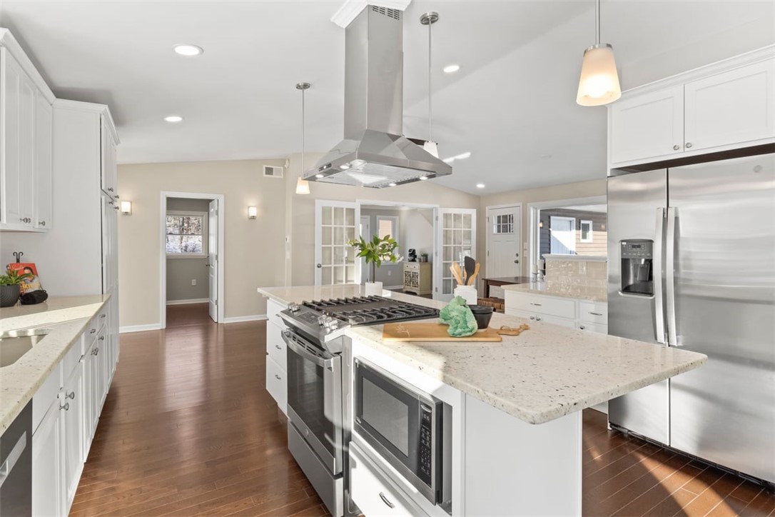 515 Drumm Road Webster, NY 14580 - Photo 8 of 35