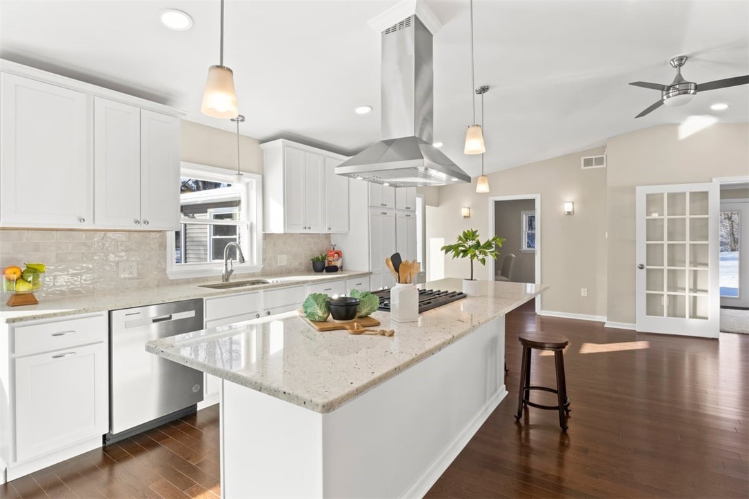 515 Drumm Road Webster, NY 14580 - Photo 9 of 35