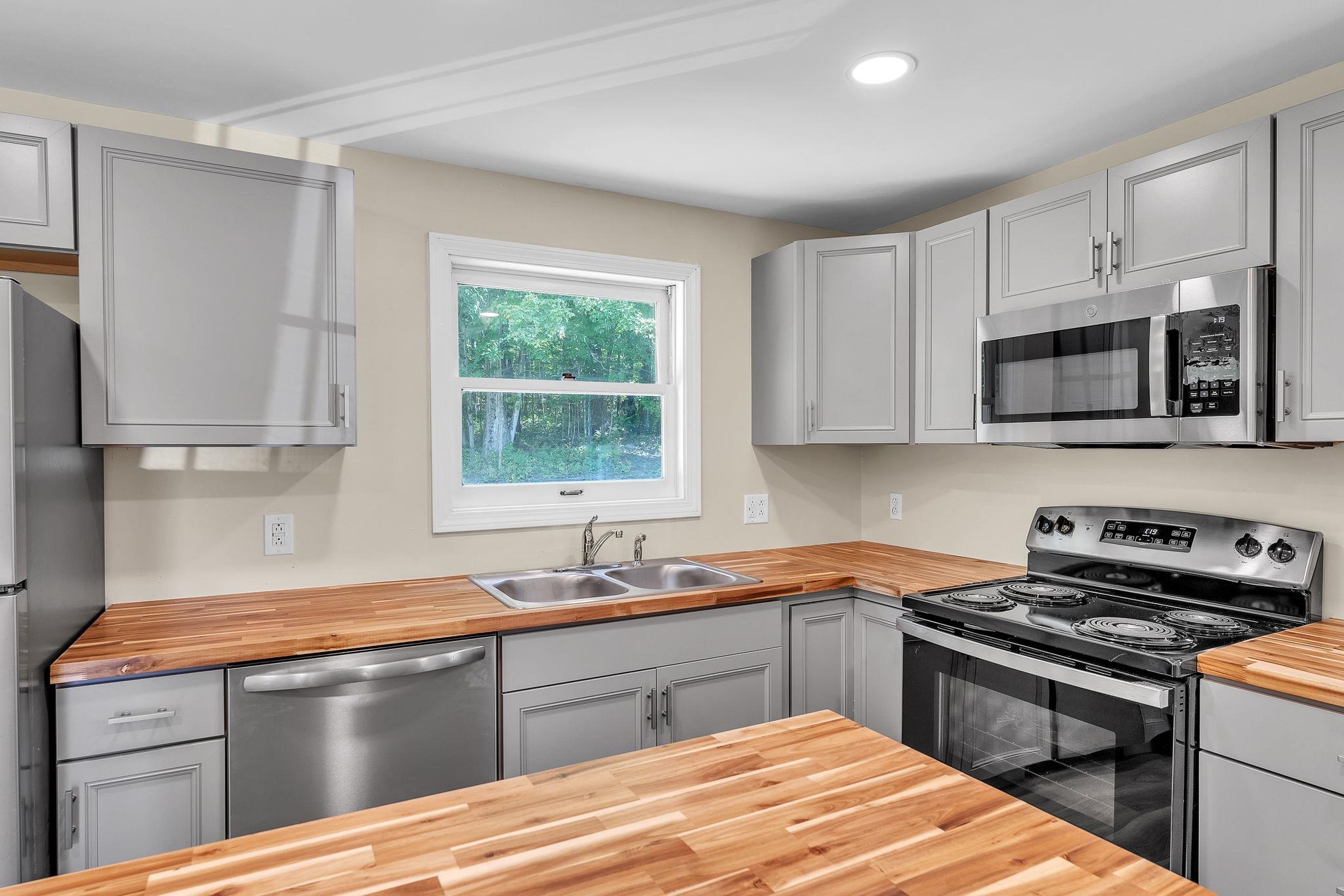 73 Richardson Road Barre, VT 05641 - Photo 7 of 37