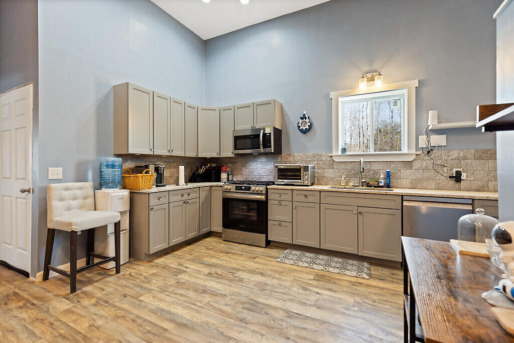 350 Old Rte One Waldoboro, ME 04572 - Photo 11 of 54 IMG_3246