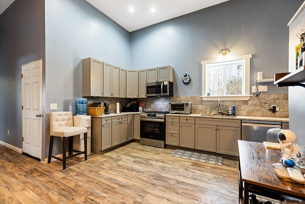 350 Old Rte One Waldoboro, ME 04572 - Photo 14 of 54 IMG_3240