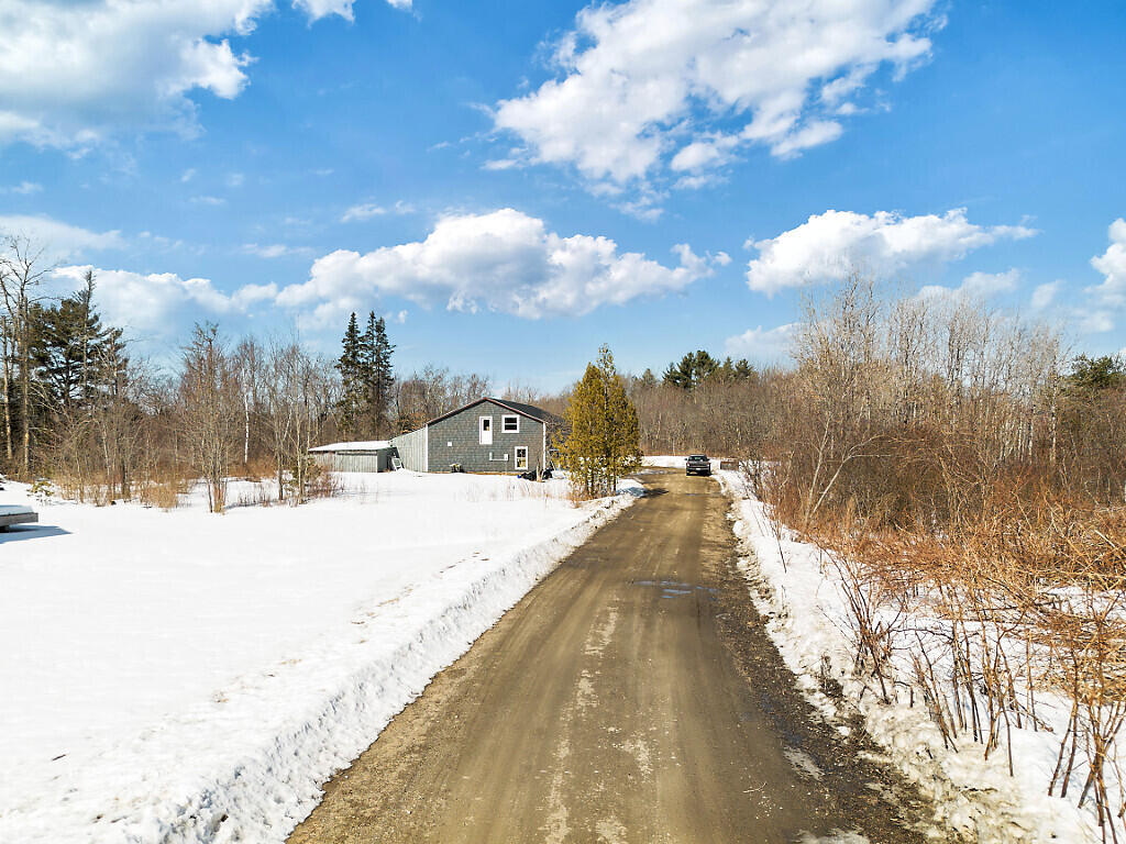 350 Old Rte One Waldoboro, ME 04572 - Photo 2 of 54 IMG_3222