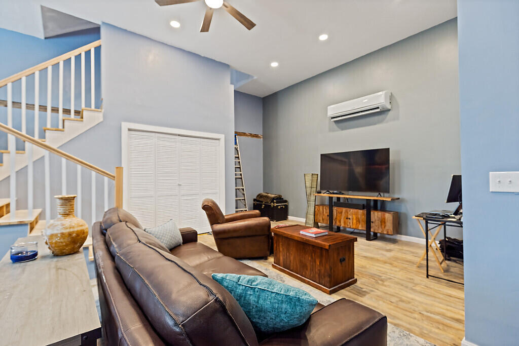 350 Old Rte One Waldoboro, ME 04572 - Photo 21 of 54 IMG_3238