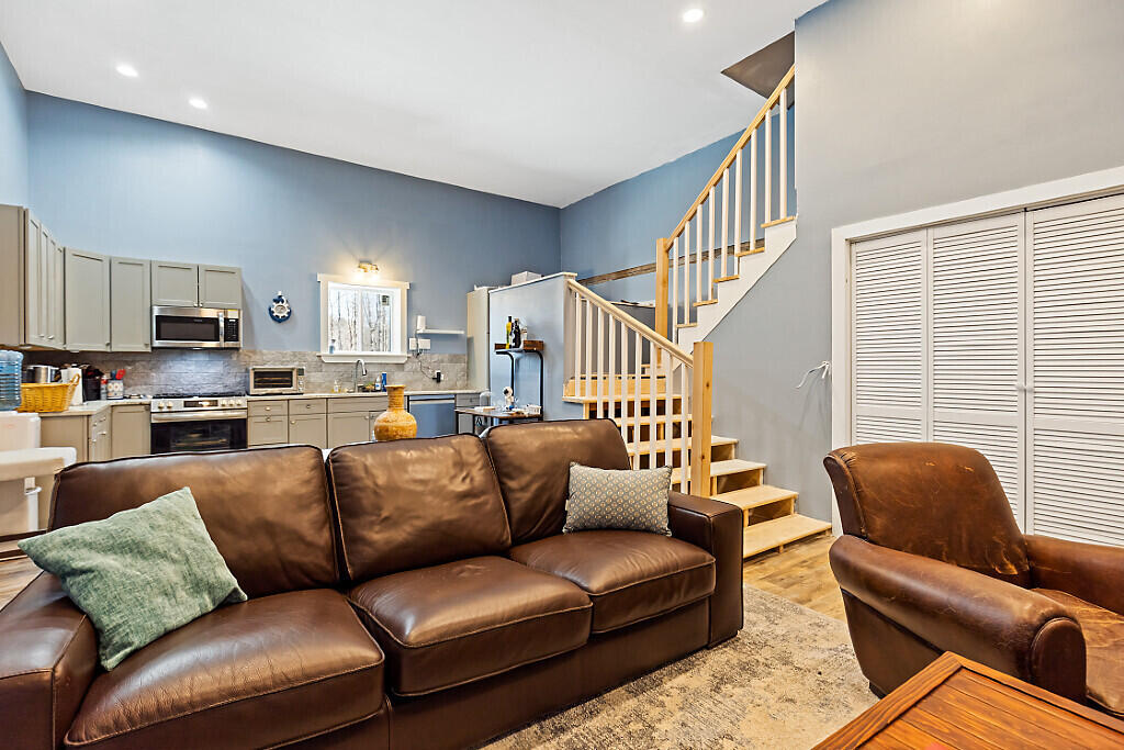 350 Old Rte One Waldoboro, ME 04572 - Photo 25 of 54 IMG_3234