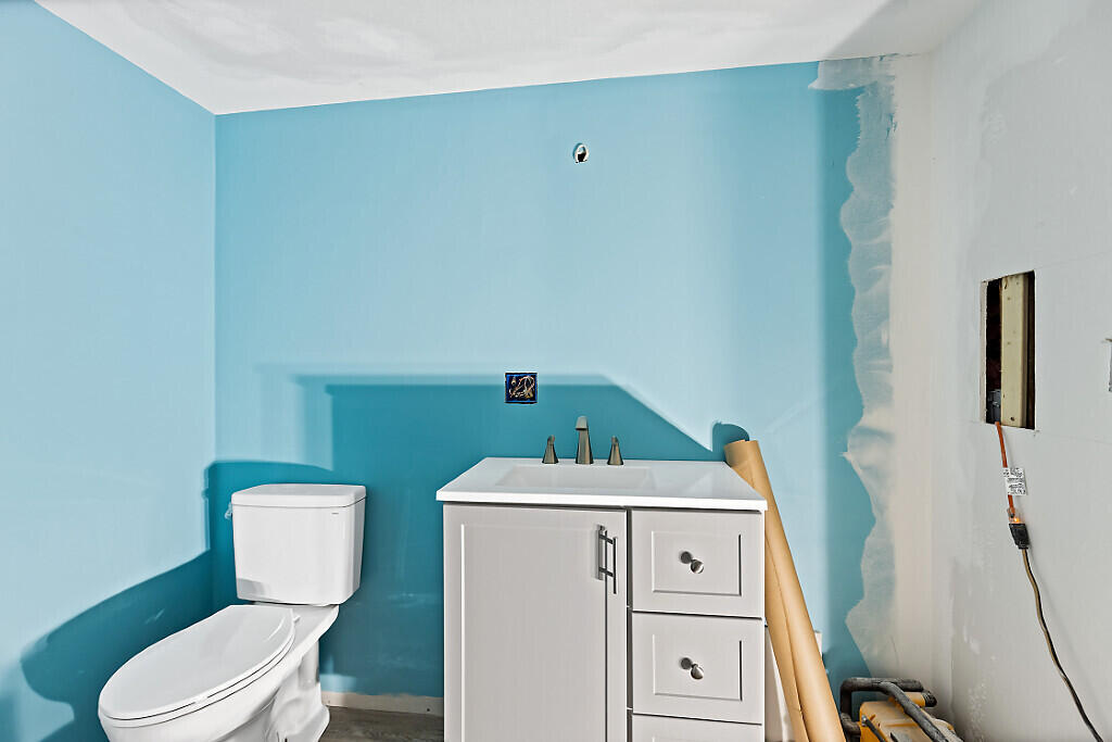 350 Old Rte One Waldoboro, ME 04572 - Photo 29 of 54 IMG_3229