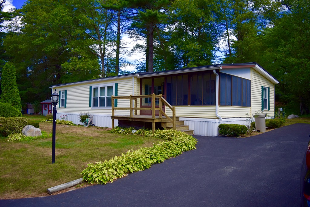 35 Longboat Road Wareham, MA 02576 - Photo 1 of 16 Gallery Image 1