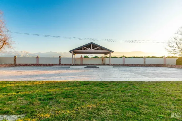 $750,000 | Undisclosed Address, Bakersfield, CA 93311