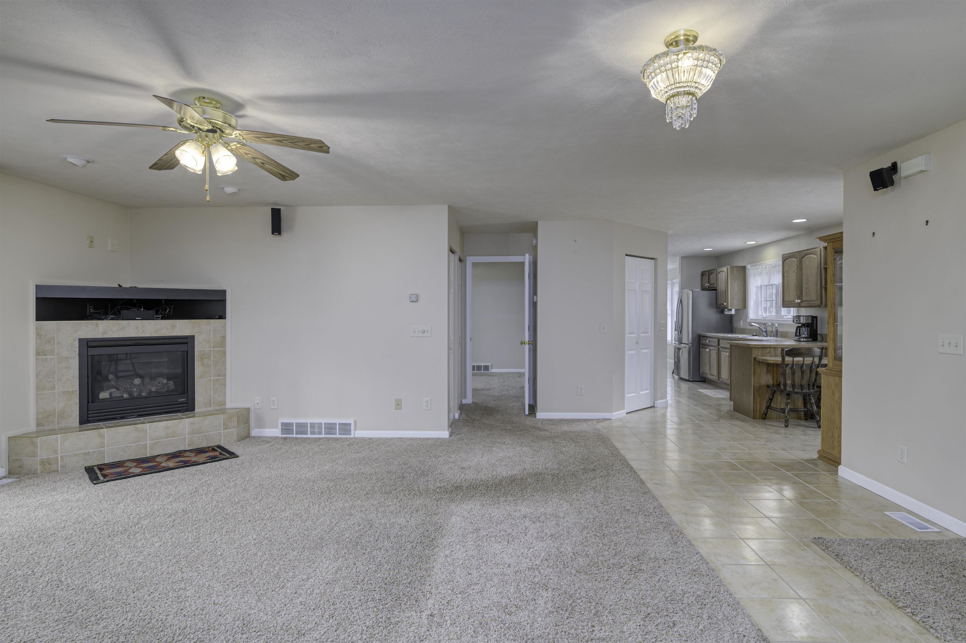 10686 Thiel Road Traverse City, MI 49685 - Photo 15 of 63 1926534-F16F7070-FDE7-41FB-83E2-B87588084993.JPG