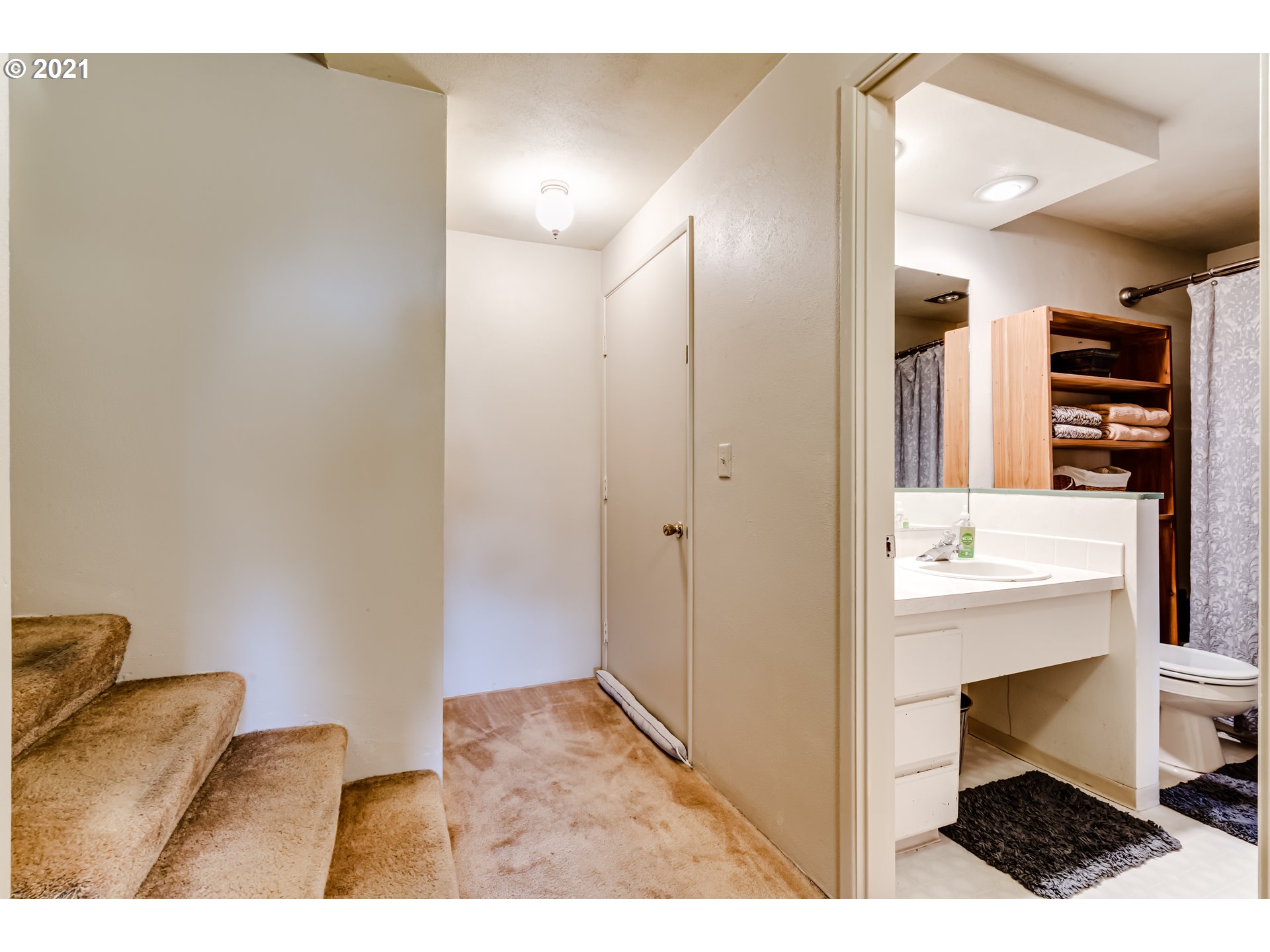 220 Trailside Loop Eugene, OR 97405 - Photo 15 of 24 Gallery Image 15