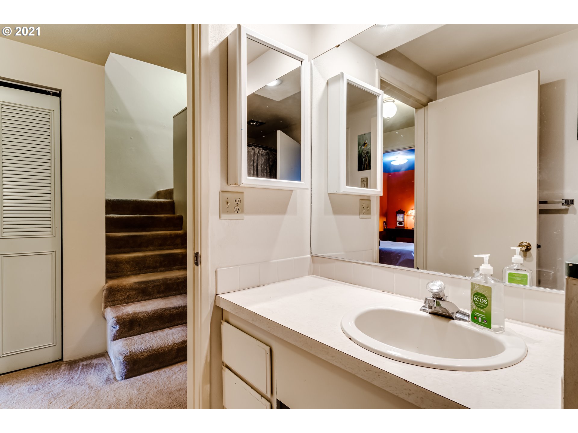 220 Trailside Loop Eugene, OR 97405 - Photo 17 of 24 Gallery Image 17
