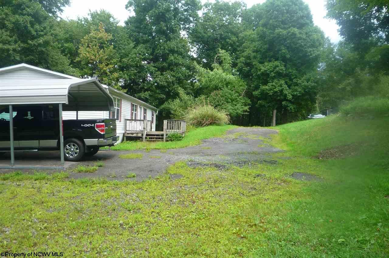 37 Phillips Road Morgantown, WV 26508 - Photo 2 of 14 Gallery Image 2