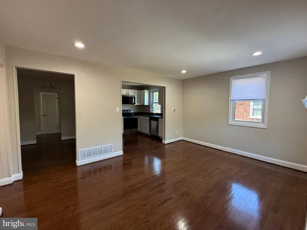 $469,000 | 6809 Greenvale Parkway, Hyattsville, MD 20784