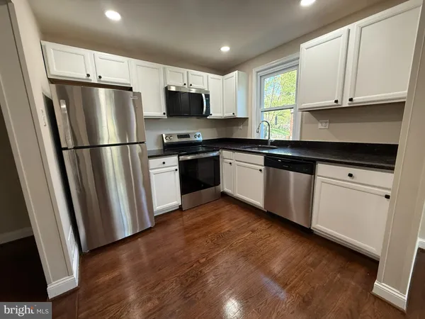 $469,000 | 6809 Greenvale Parkway, Hyattsville, MD 20784