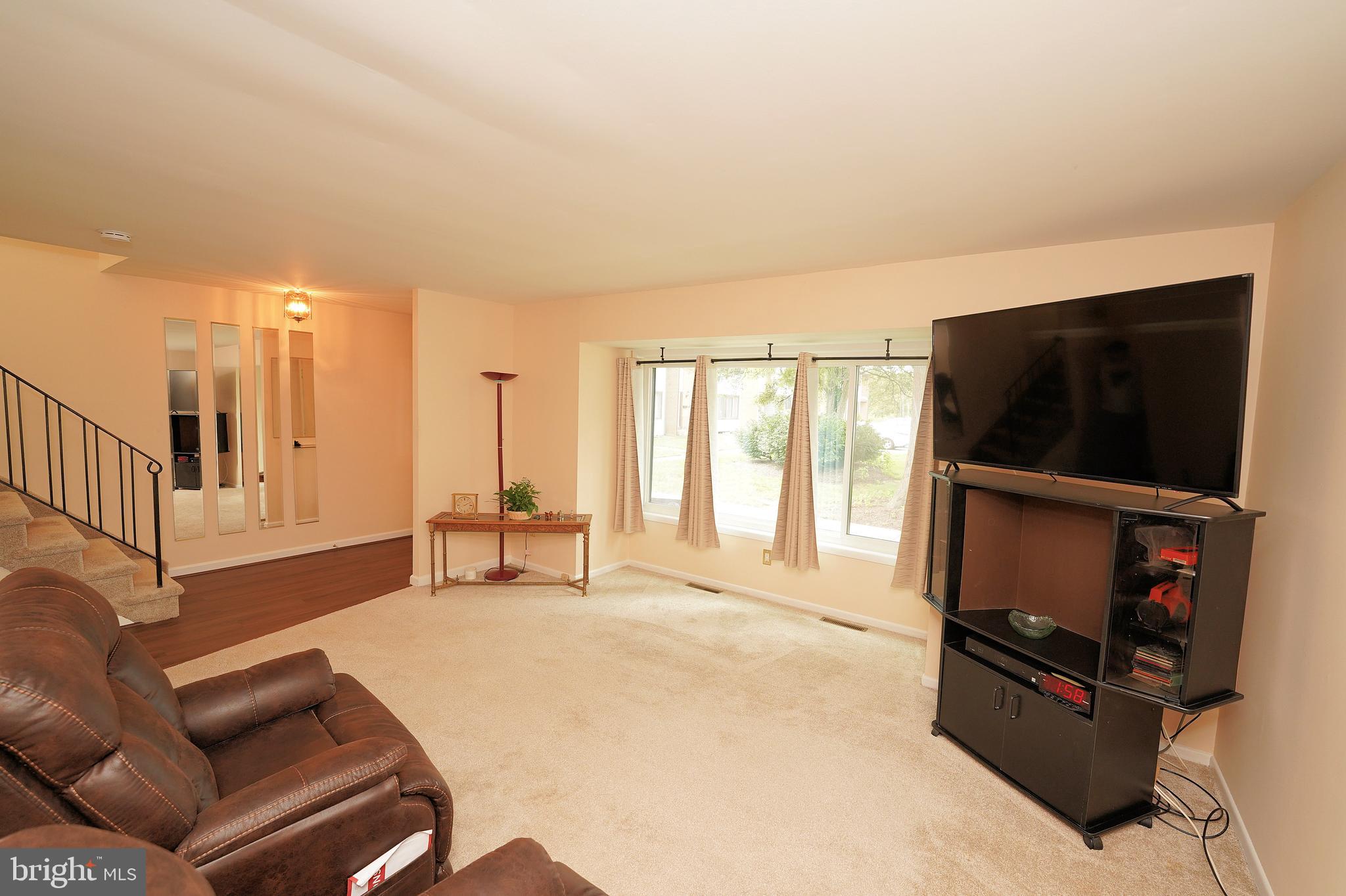 66 Probasco Road East Windsor, NJ 08520 - Photo 5 of 42
