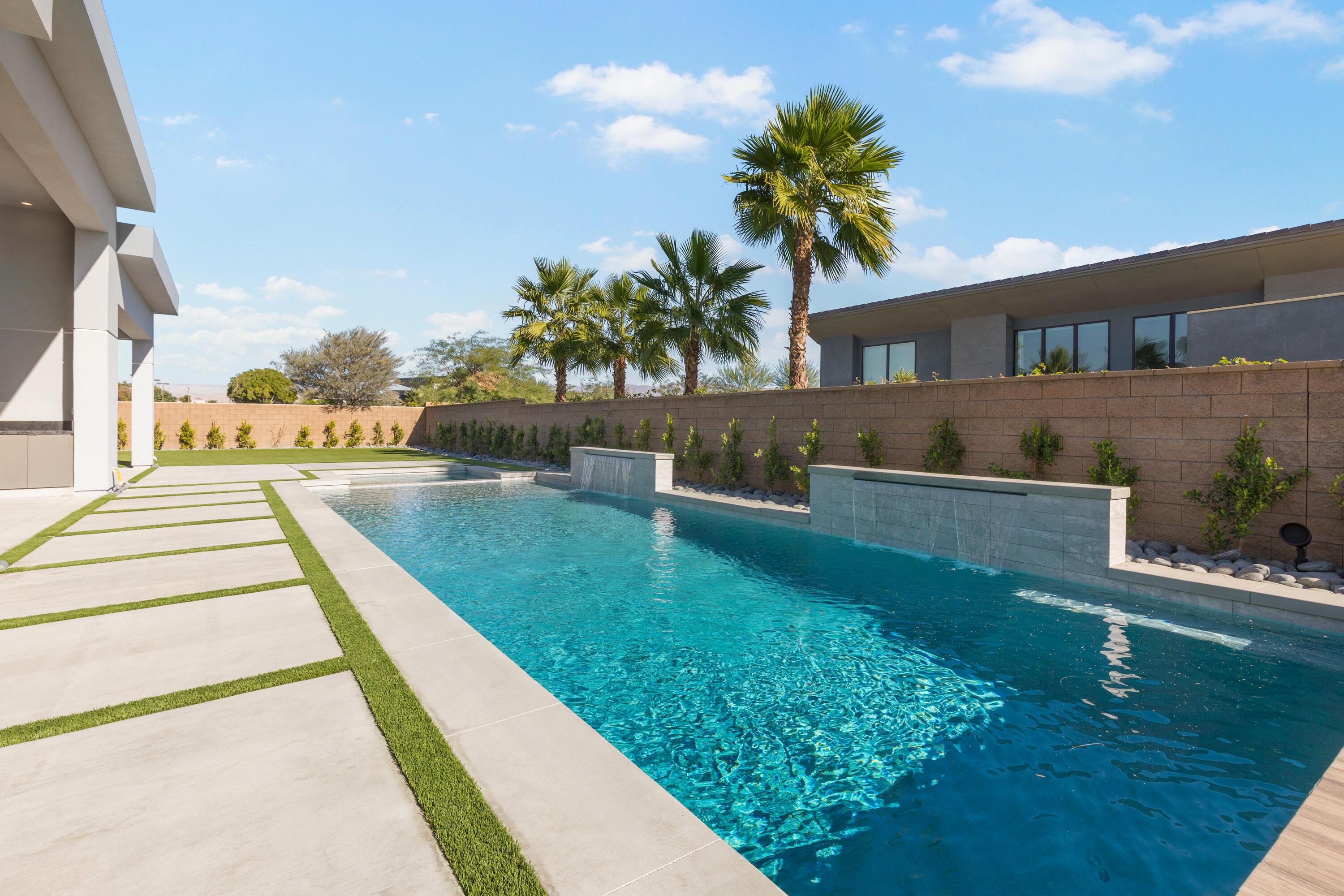 1 Siena Vista Rancho Mirage, CA 92270 - Photo 39 of 39 74_10563850_144036_144036-EI-164