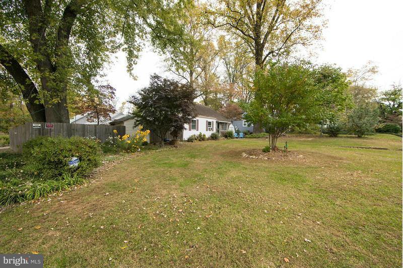1909 Griffith Road Falls Church, VA 22043 - Photo 11 of 24 Exterior (Front)