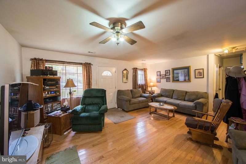 1909 Griffith Road Falls Church, VA 22043 - Photo 13 of 24 Living Room
