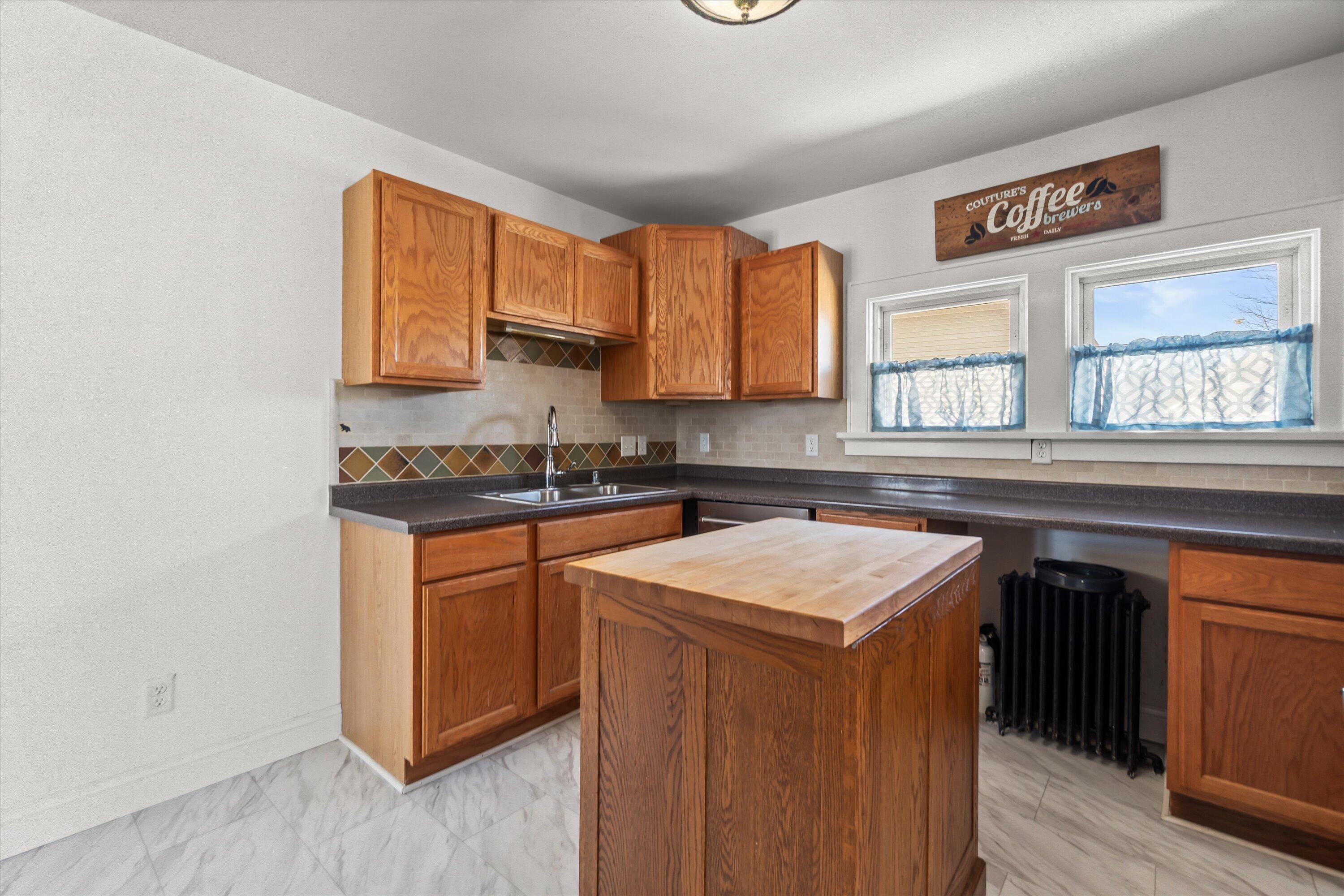 4732 Beloit Road, Unit 4734 West Milwaukee, WI 53214 - Photo 15 of 38 Lower unit Kitchen