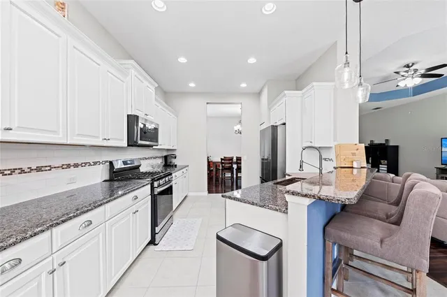 $499,000 | 4654 Claremont Park Drive, Bradenton, FL 34211