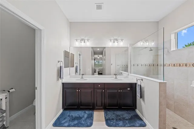 $499,000 | 4654 Claremont Park Drive, Bradenton, FL 34211