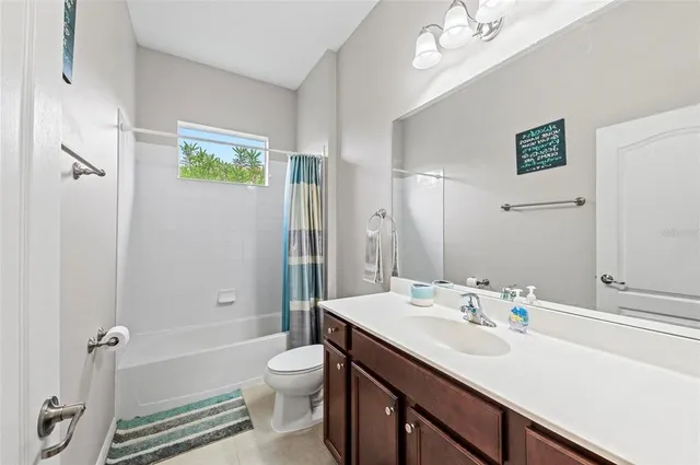 $499,000 | 4654 Claremont Park Drive, Bradenton, FL 34211