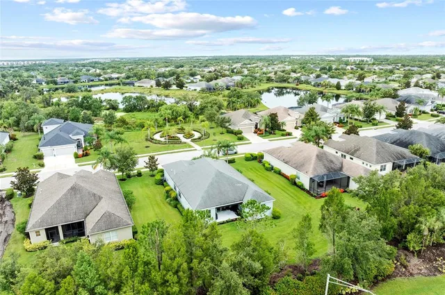 $499,000 | 4654 Claremont Park Drive, Bradenton, FL 34211