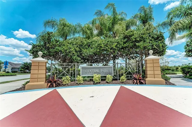 $499,000 | 4654 Claremont Park Drive, Bradenton, FL 34211