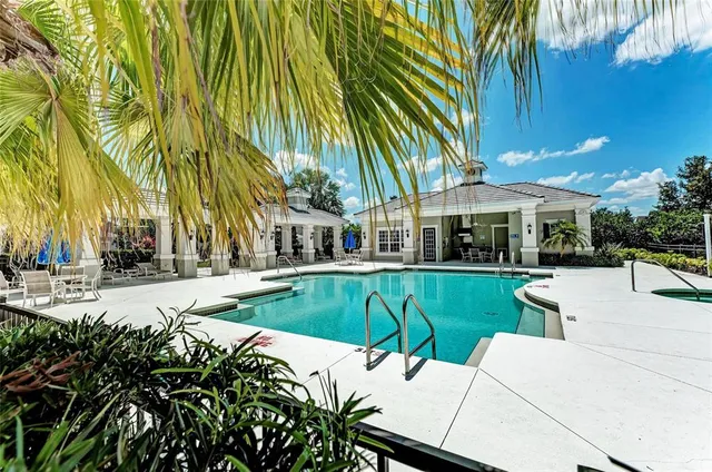 $499,000 | 4654 Claremont Park Drive, Bradenton, FL 34211