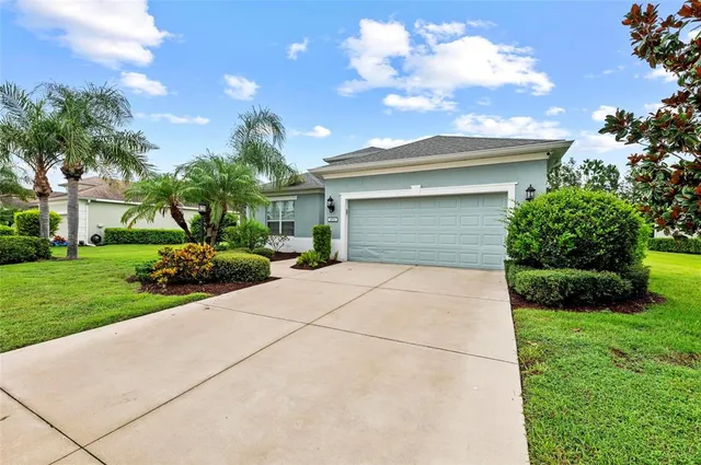 $499,000 | 4654 Claremont Park Drive, Bradenton, FL 34211