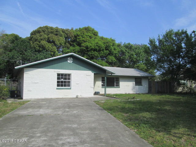 204 Farmbrook Road Port Orange, FL 32127 - Photo 2 of 25 IMG_1838.JPG