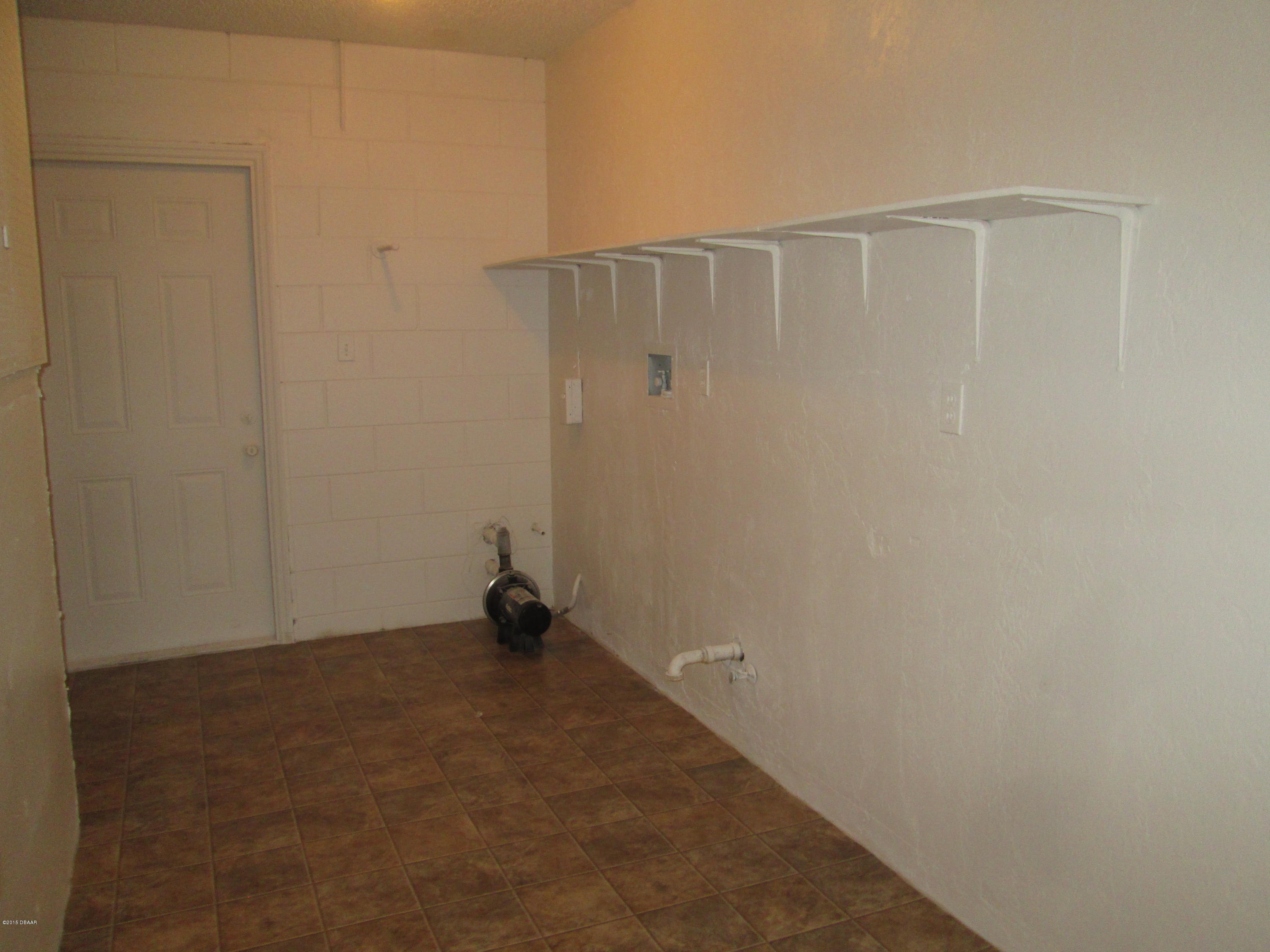 204 Farmbrook Road Port Orange, FL 32127 - Photo 21 of 25 IMG_1857.JPG