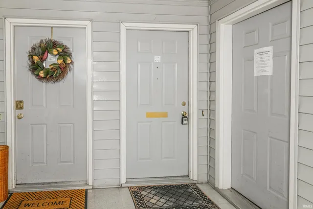 $174,900 | 1324 South College Mall Road, Bloomington, IN 47401