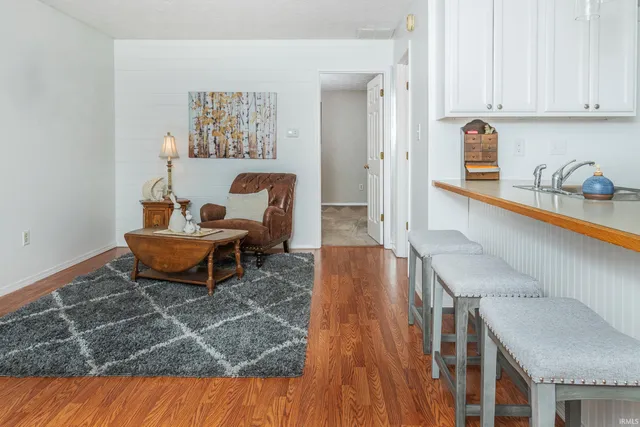 $174,900 | 1324 South College Mall Road, Bloomington, IN 47401