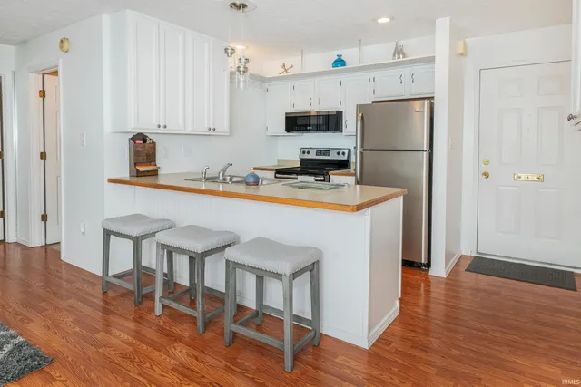 $174,900 | 1324 South College Mall Road, Bloomington, IN 47401