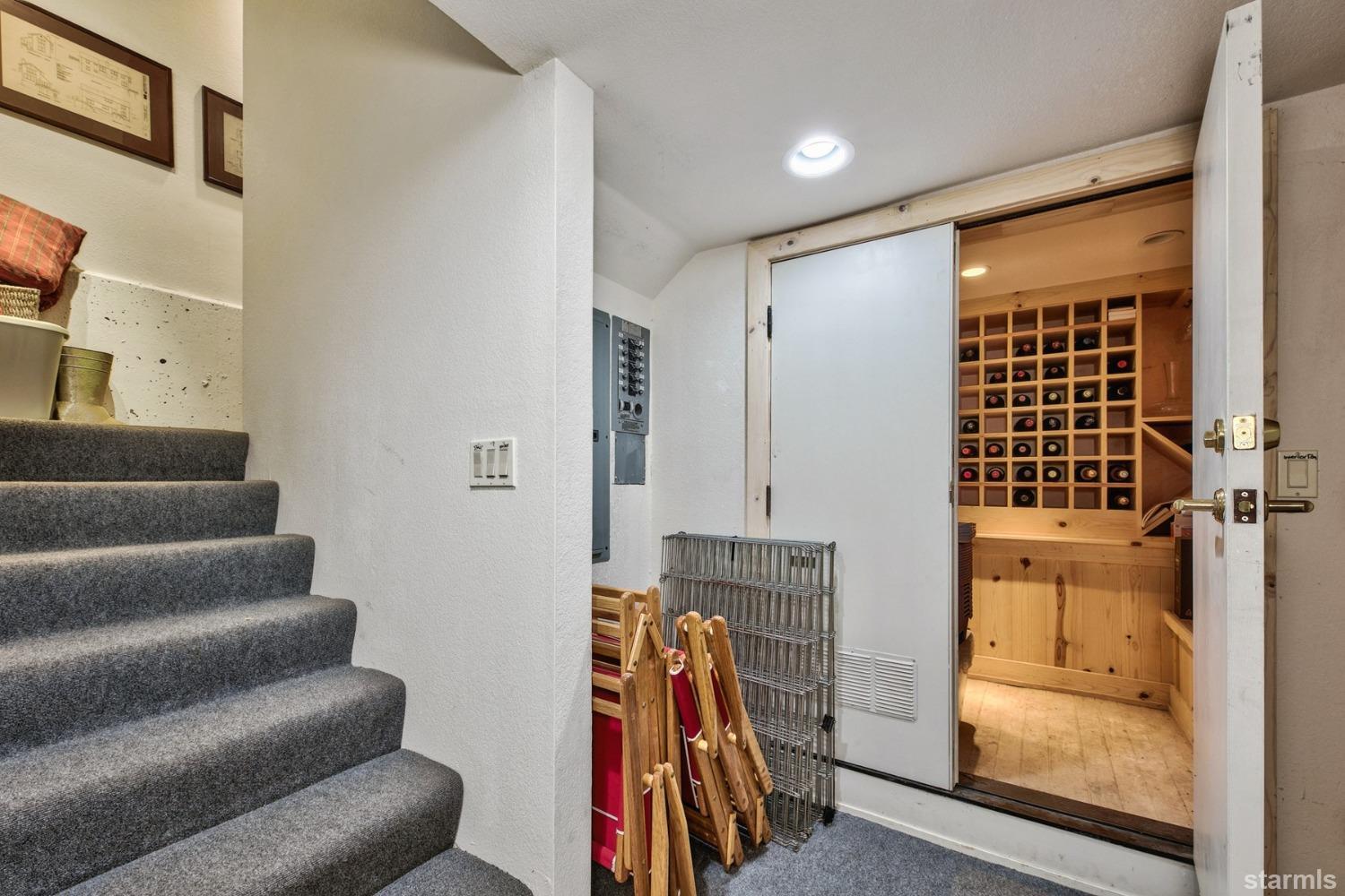 373 Fallen Leaf Road Fallen Leaf, CA 96150 - Photo 19 of 40 a view of entryway and hall with wooden floor