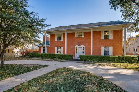 $649,900 | 9630 Ravensway Drive, Dallas, TX 75238