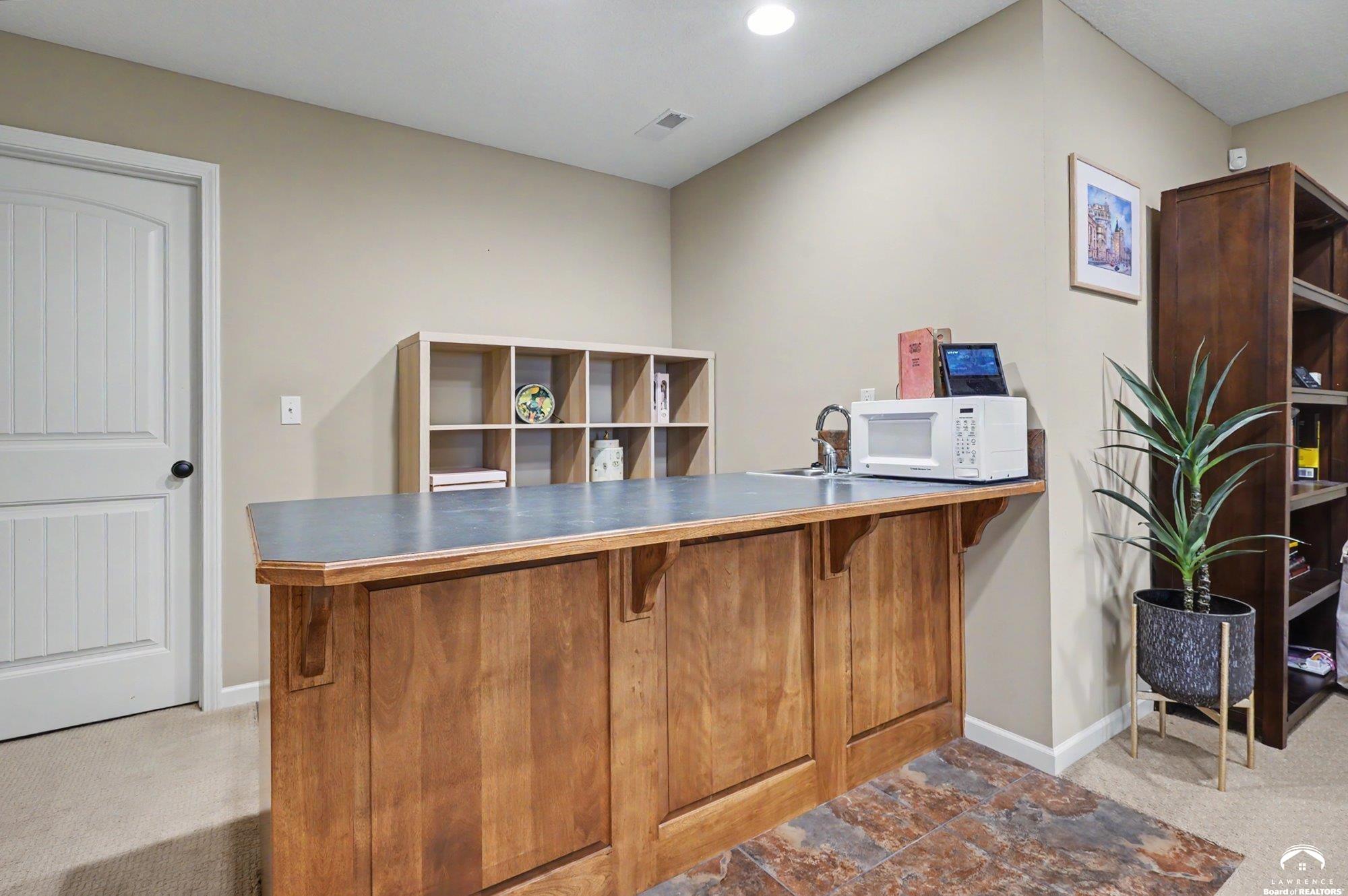 6205 Crystal Lane Lawrence, KS 66049 - Photo 22 of 29