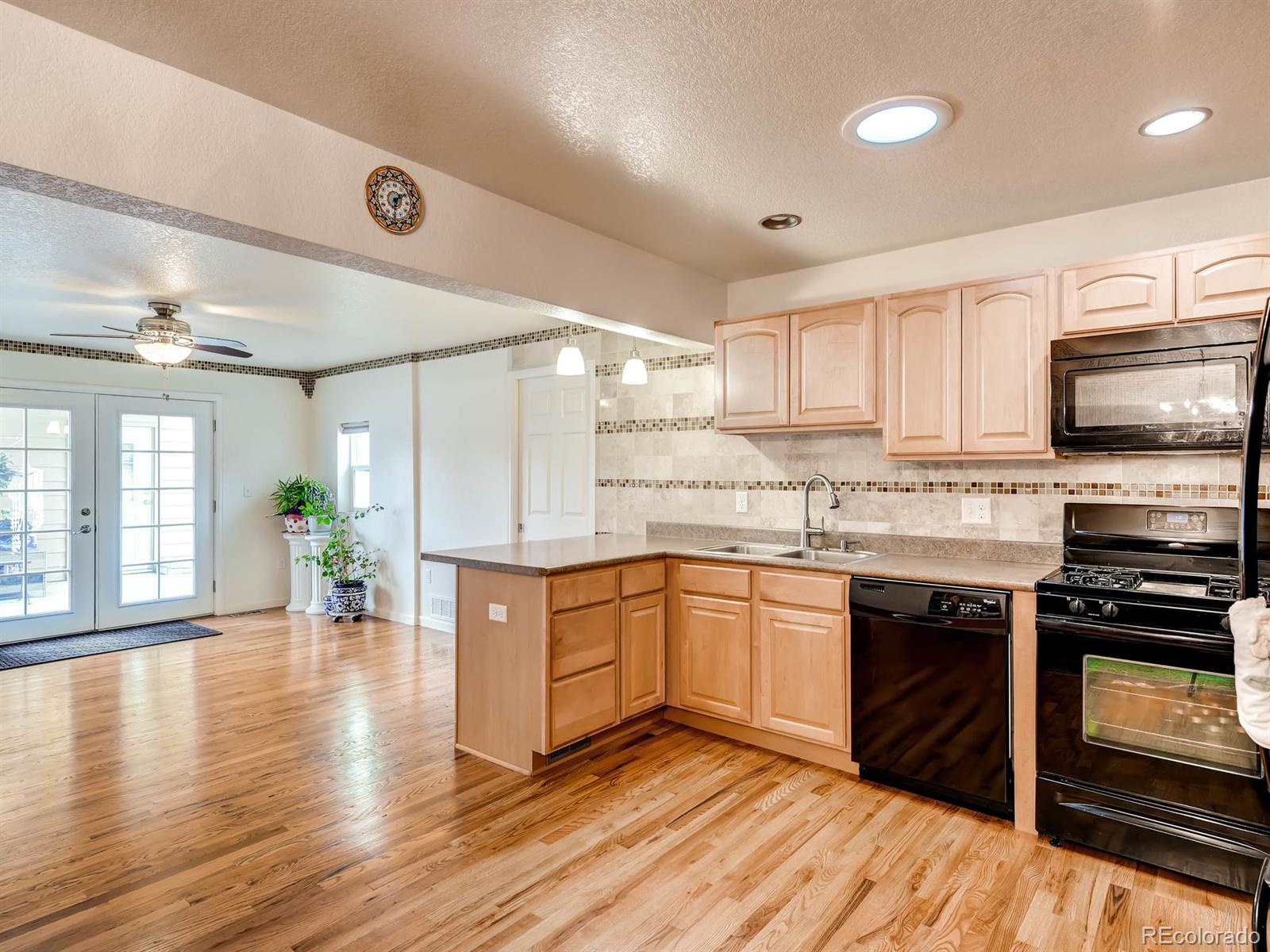 3891 Moore Street Wheat Ridge, CO 80033 - Photo 10 of 28 Gallery Image 10