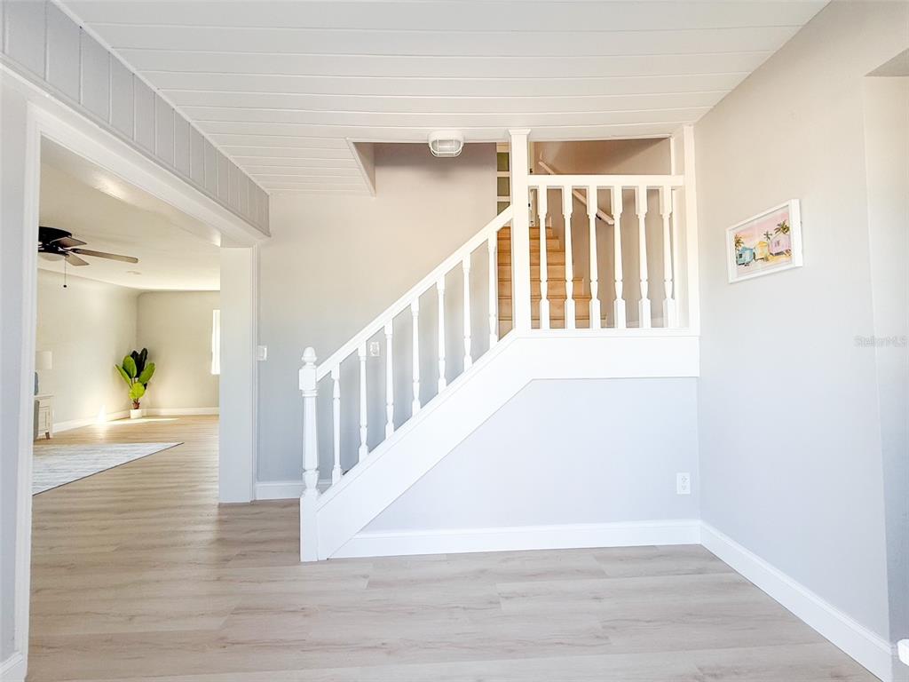 13290 3rd Street East Madeira Beach, FL 33708 - Photo 3 of 28