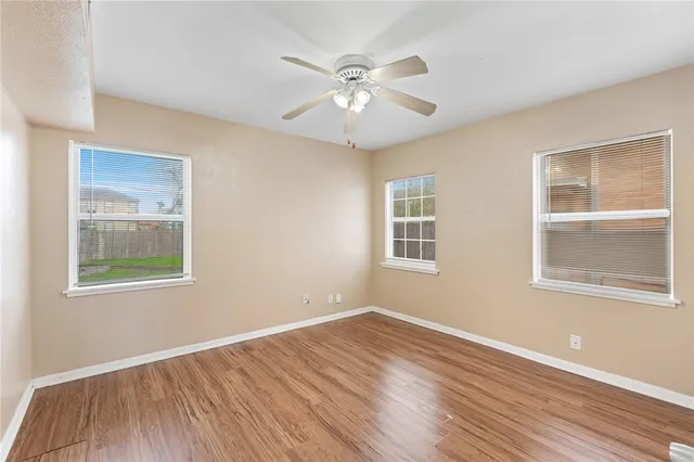 $1,000 | 910 Ohio Avenue, Unit 2, Corpus Christi, TX 78404