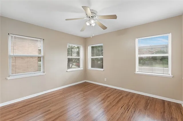 $1,000 | 910 Ohio Avenue, Unit 2, Corpus Christi, TX 78404