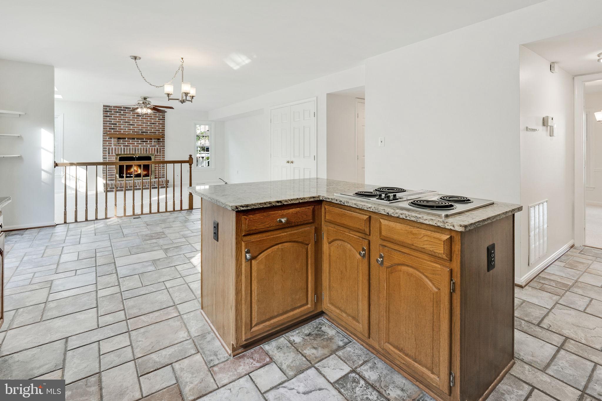 8525 Silverview Drive Lorton, VA 22079 - Photo 19 of 50