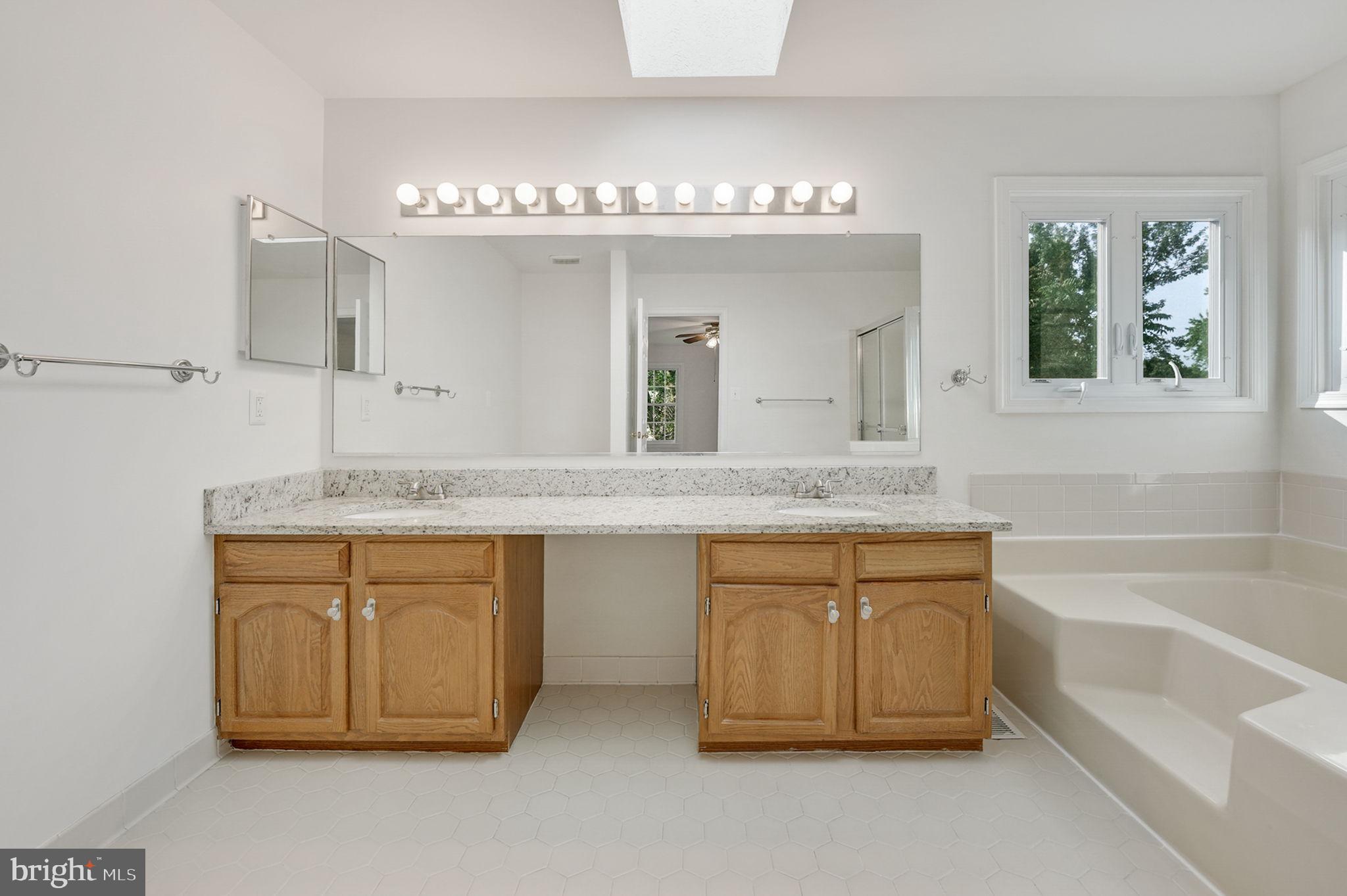 8525 Silverview Drive Lorton, VA 22079 - Photo 25 of 50